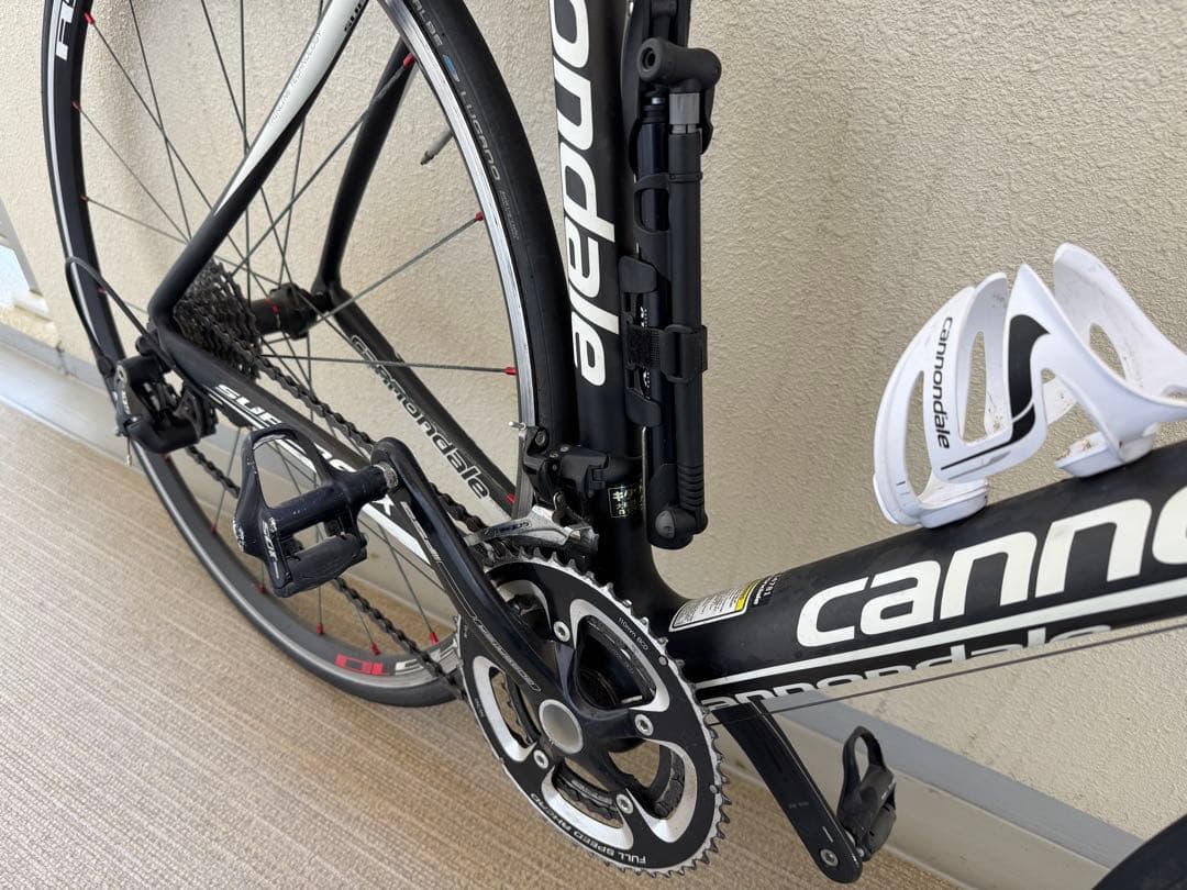 キャノンデール スーパーシックス　フルカーボン　完成車