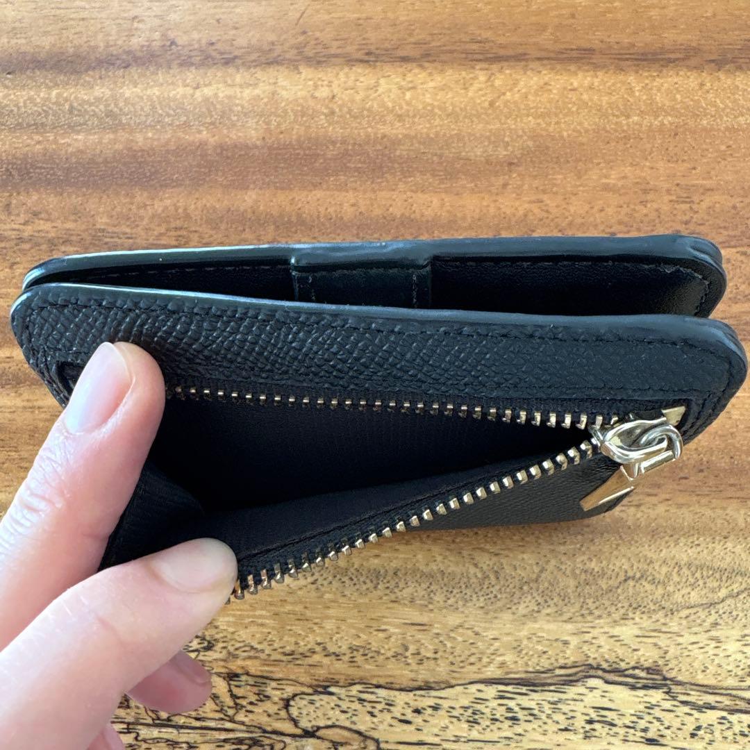 新品　COACH 二つ折り財布 ブラック レザー レディースシンプル コンパクト