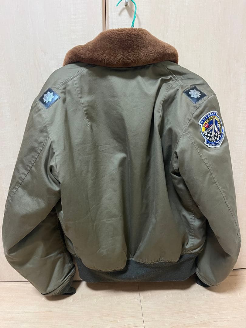 新*生様 バズリクソンズ　フライトジャケット　B-15B 40
