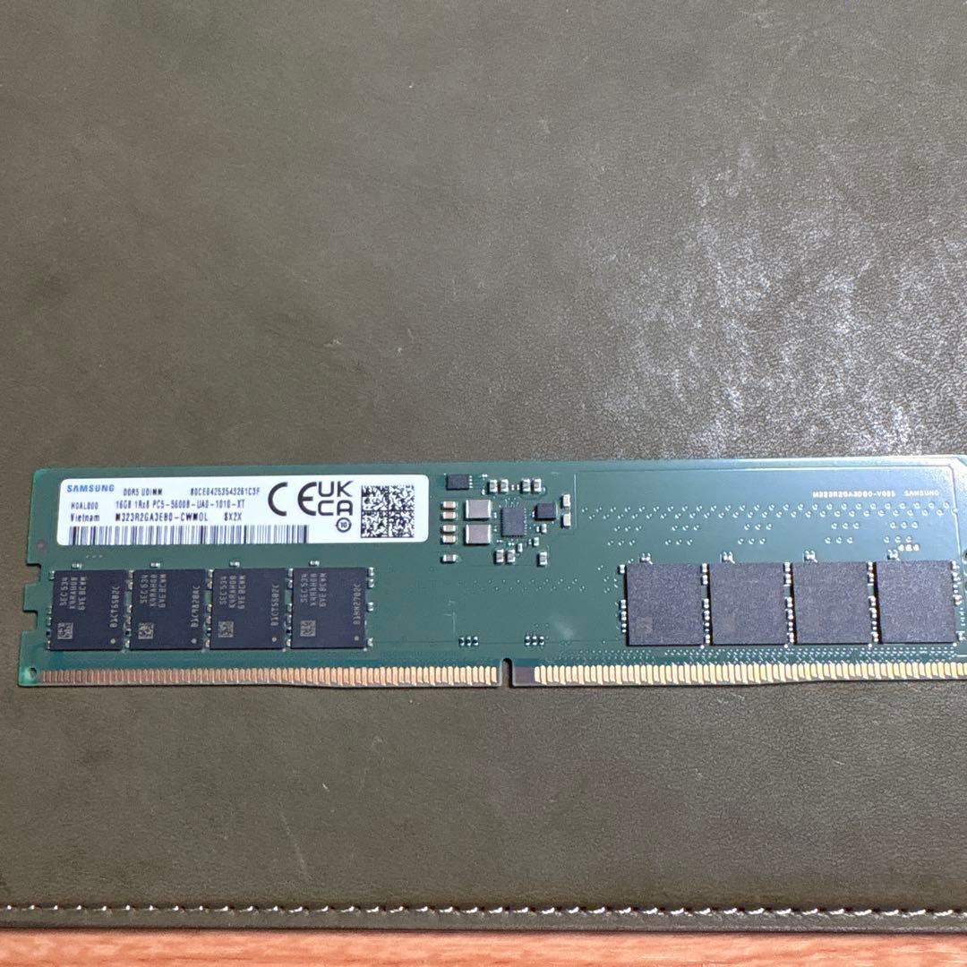 Samsung DDR5-5600 16GBメモリ