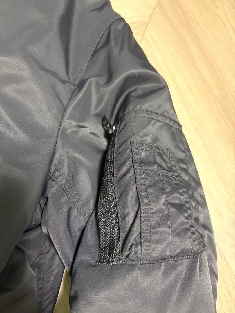 ※美品です Men's Black ユニクロMA-1ジャケット サイズXL