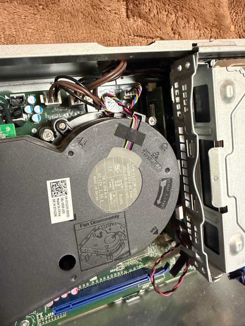 DELL 第10世代 i3 10505 3.2Gメモリ4+8GB HDD1TB