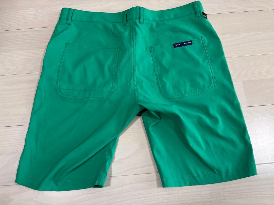   GOLFグリーンショートパンツ