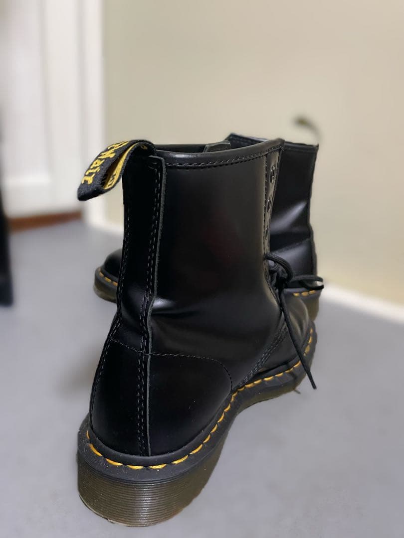 k*k様 ドクターマーチDr. Martens 1460 8ホールブーツ ブラッ
