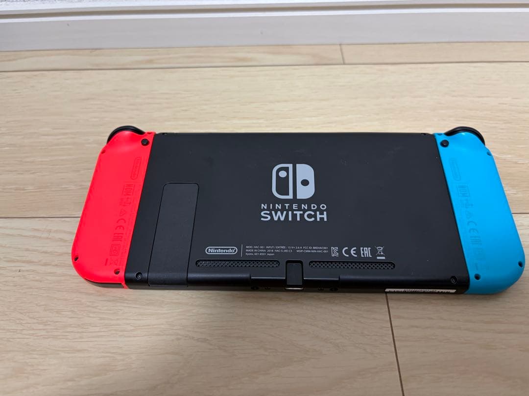 Nintendo Switch 本体 (初期型・2019年モデル)