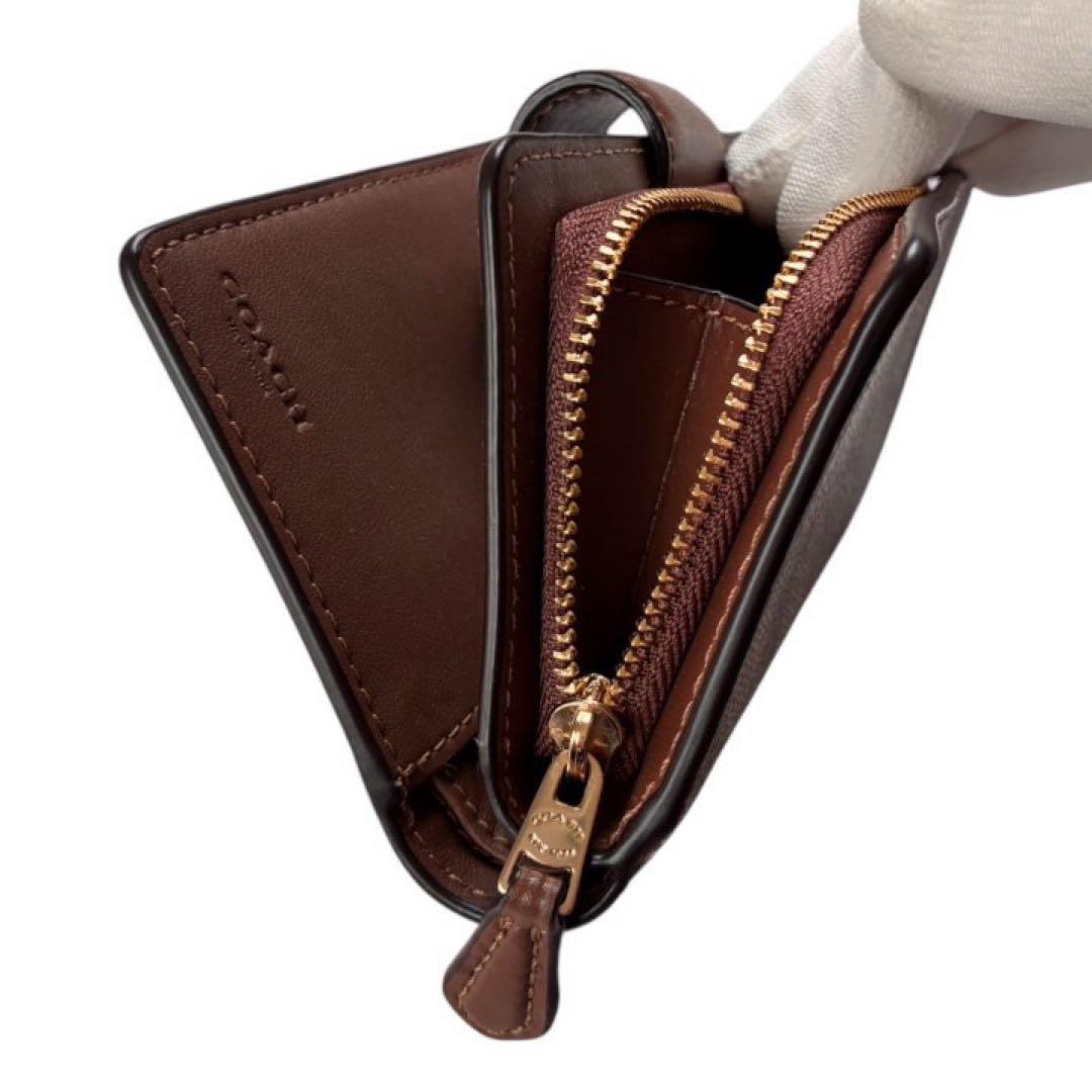 みー様 新品未使用✨COACHのシグネチャーキャンバスミディアムコーナージップ