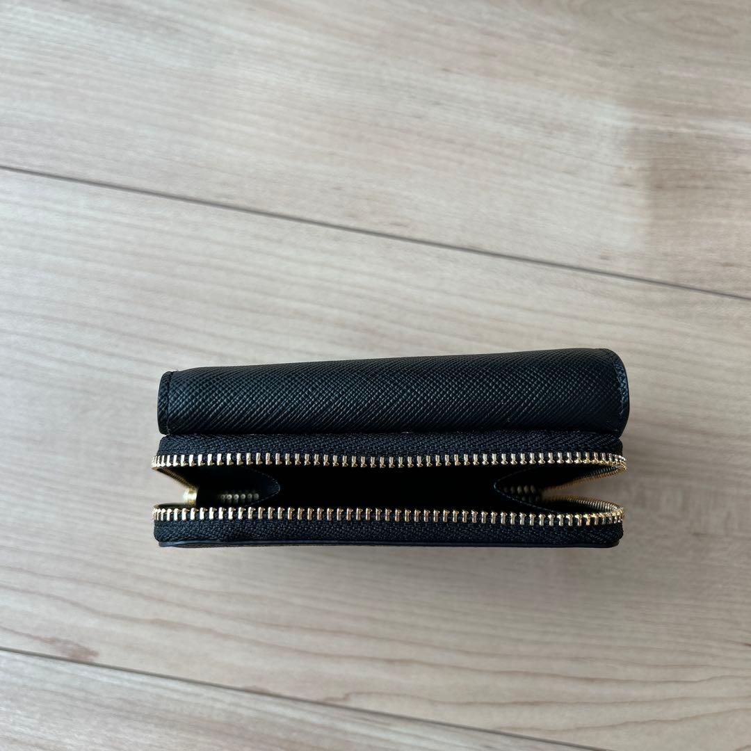 agnès b. ブラック三つ折り財布