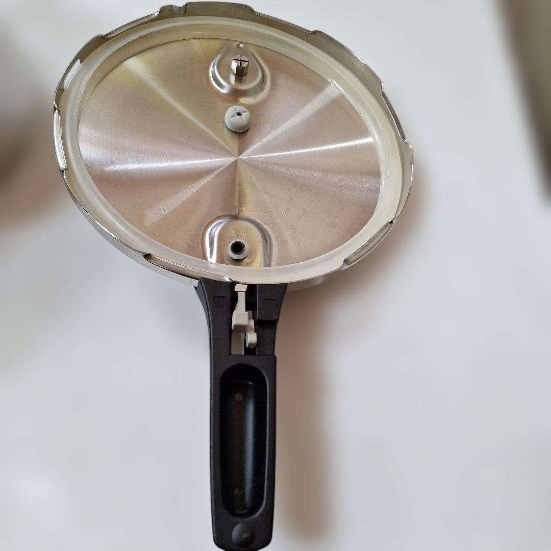 T-fal　6L 圧力鍋