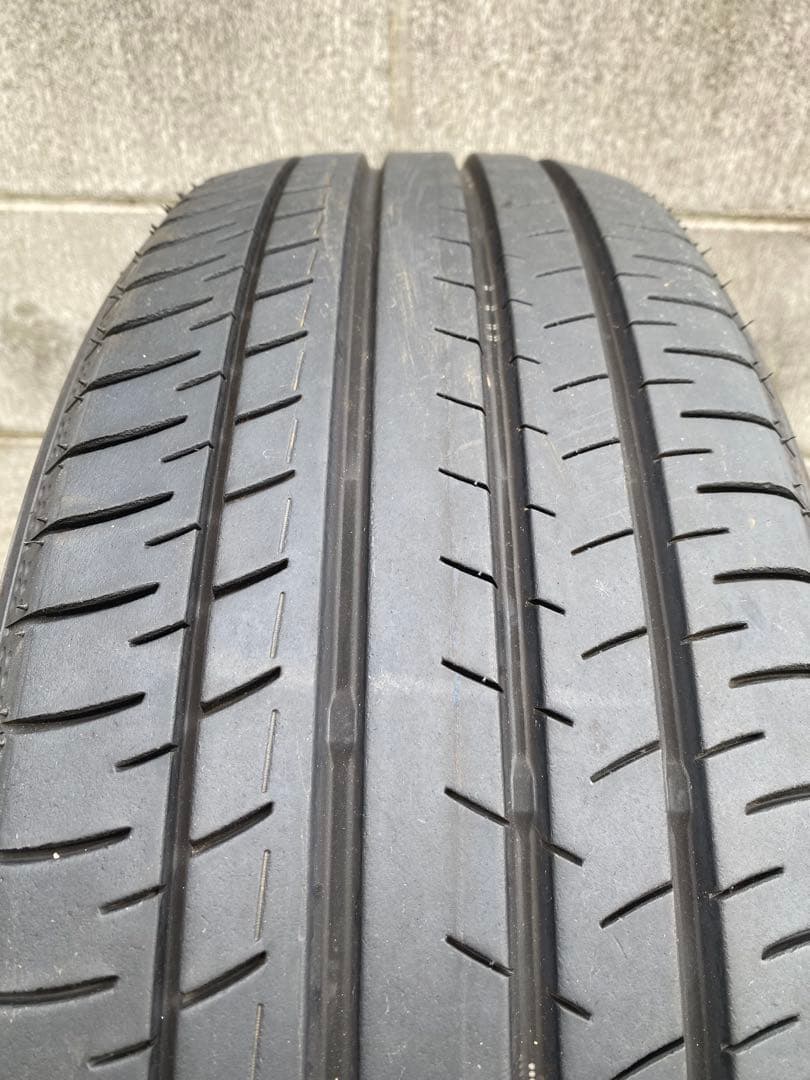 YOKOHAMA Blu Earth-GT 195/50R19 60プリウス装着
