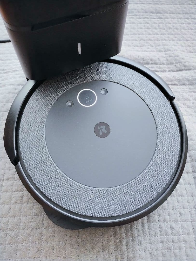 ♥iRobot Roomba i3＋　自動ゴミ収集機能（クリーンベース）付き