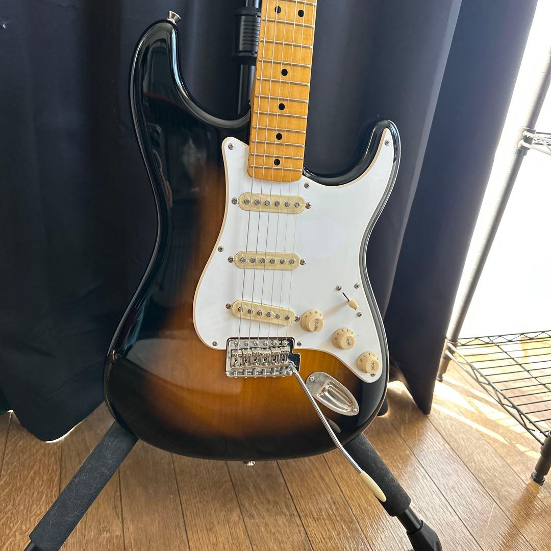 ギター Squier by Fender Classic Vibe 50's