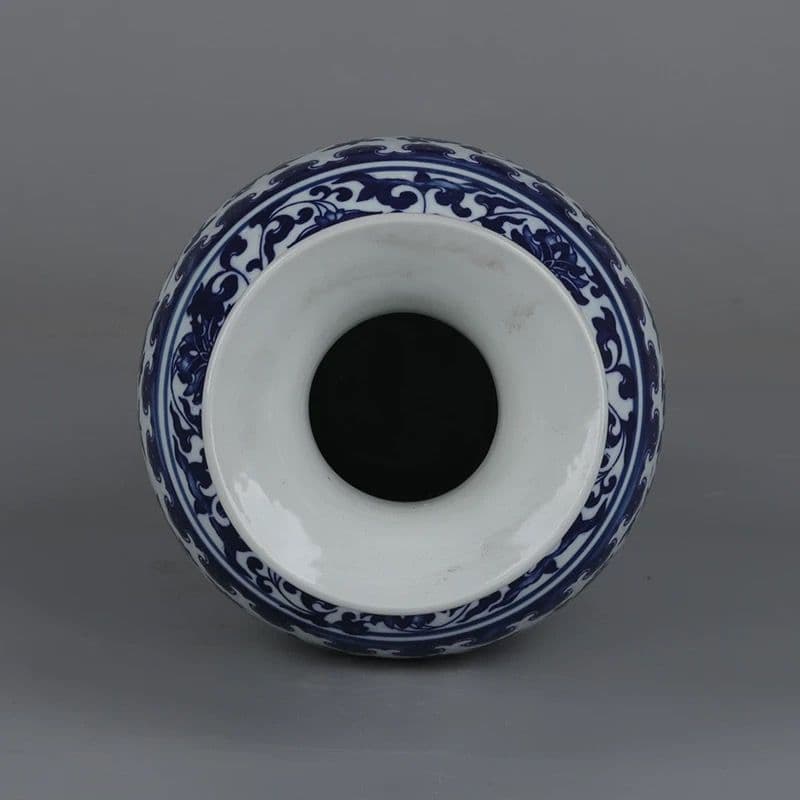 枝蓮紋瓶 工芸品 陶磁器 装飾品 花瓶 花器 美術品 置物 陶芸 賞物観賞瓶