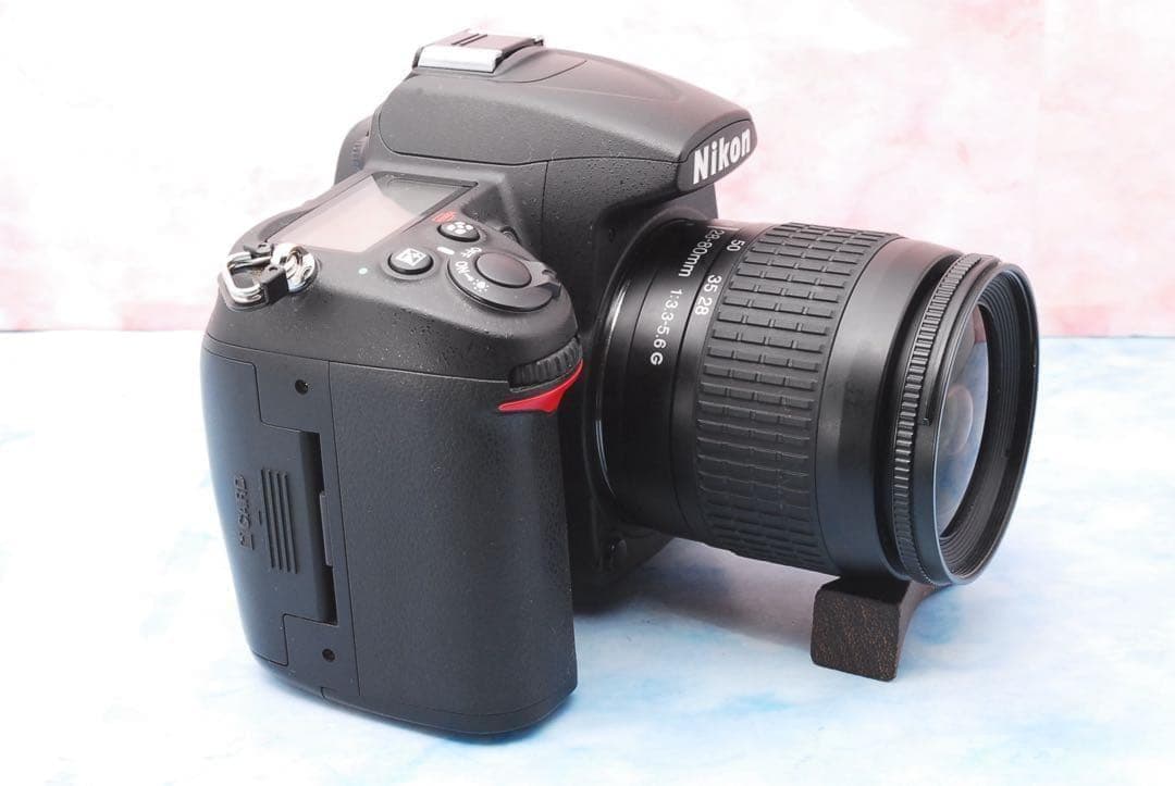 ニコン D7000☆一眼レフカメラ☆超望遠付Wレンズ☆バッグ付☆S数極少