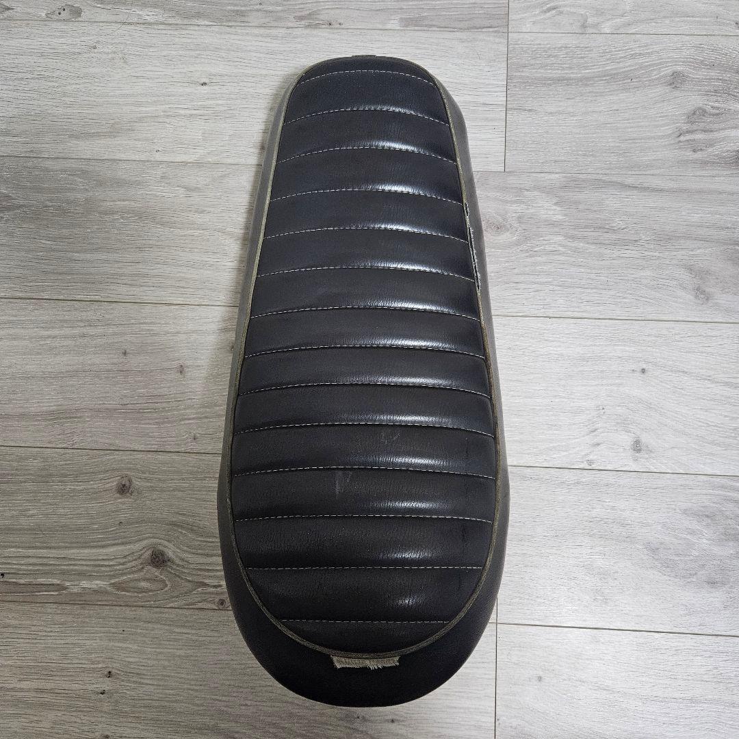 イージーライダース　ナイトロヘッズ　SR400用シート