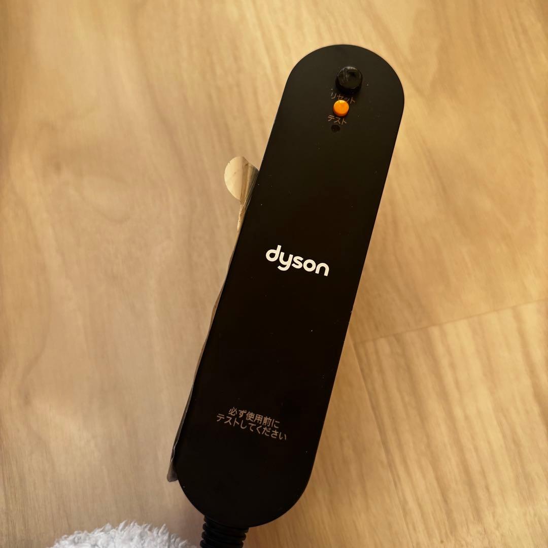 Dyson Airstrait ダイソン　ヘアストレイトナー