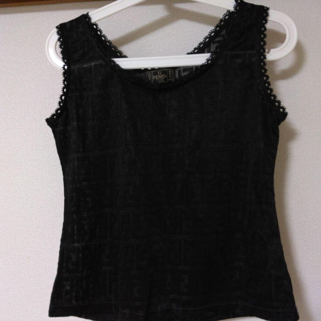 新品タグ付き　未使用　FENDI　アンサンブル　艶　シアー素材　 黒地