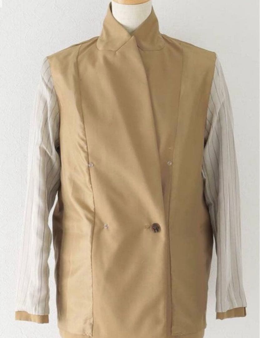 【美品】NOREL ベージュ ダブルブレストジャケット　38サイズ