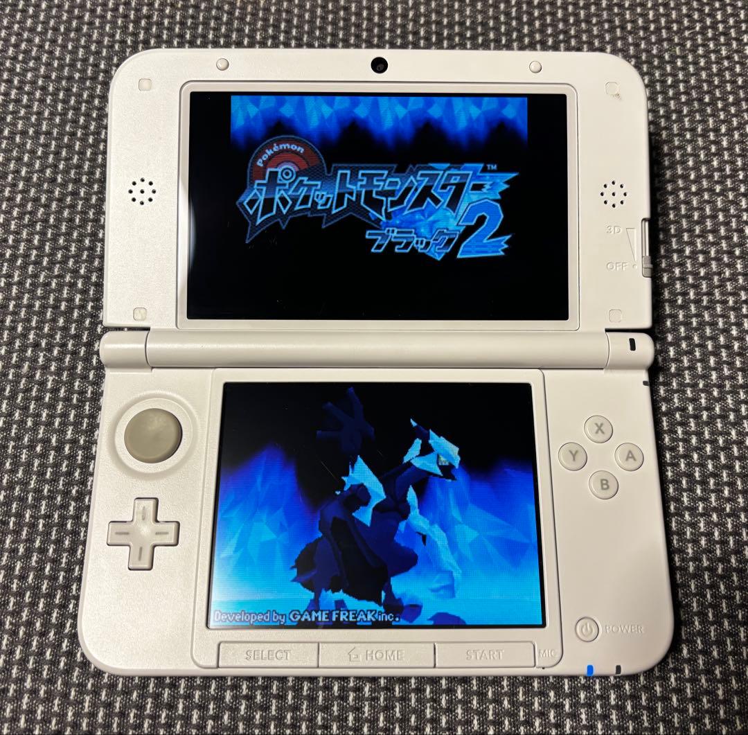 ポケットモンスター　ブラック・ブラック2 ムーン・ウルトラムーン　4本セット