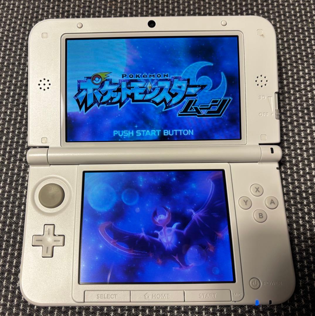 ポケットモンスター　ブラック・ブラック2 ムーン・ウルトラムーン　4本セット