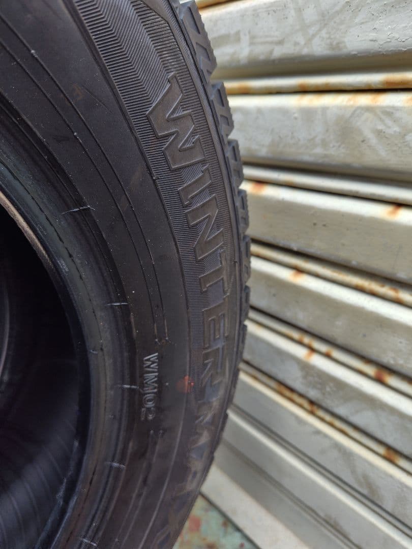 ダンロップウインターマックス 195/65R15 2022年製