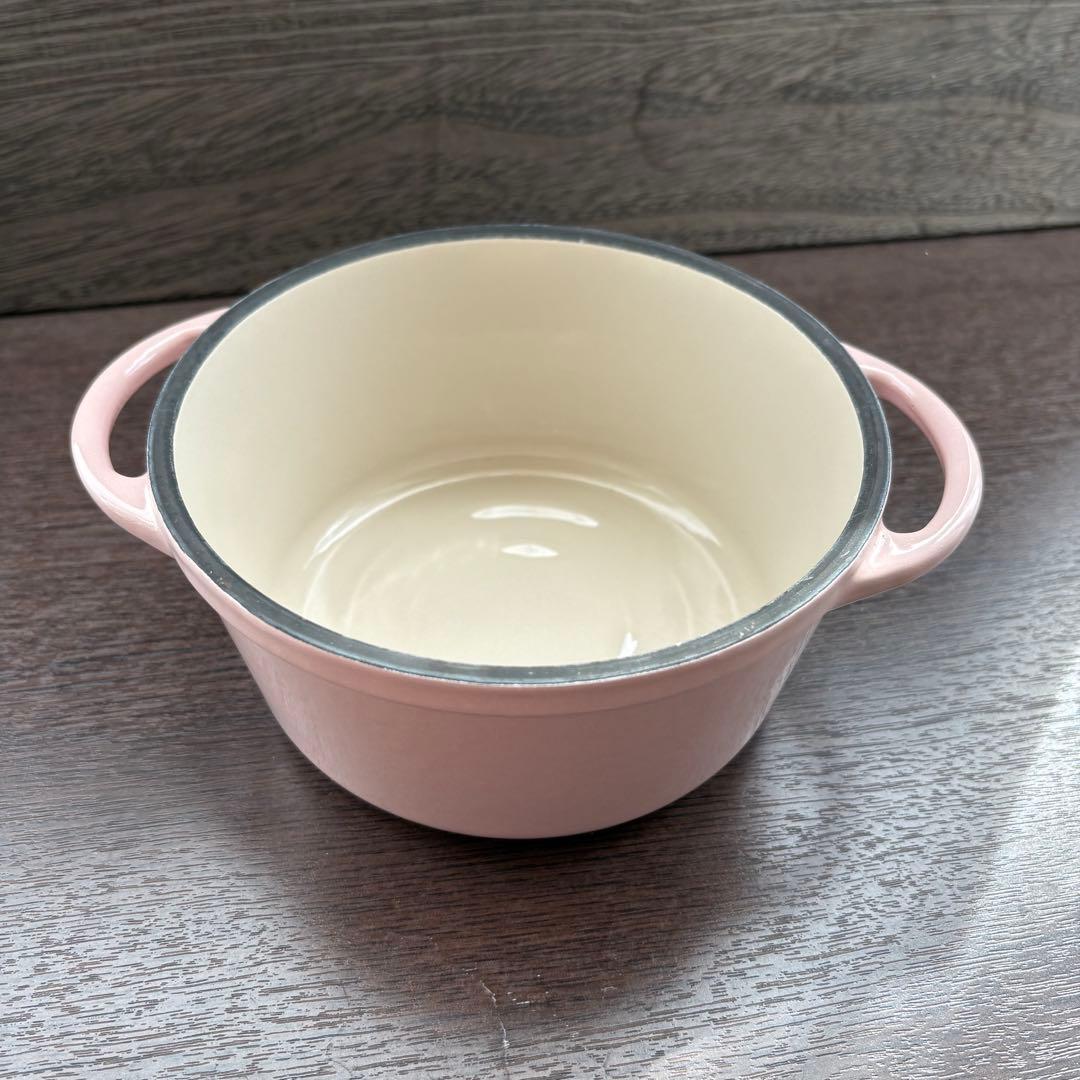 【未使用】バーミキュラ14cm両手鍋 ピンク 美品 おすすめ 早い者勝ち！