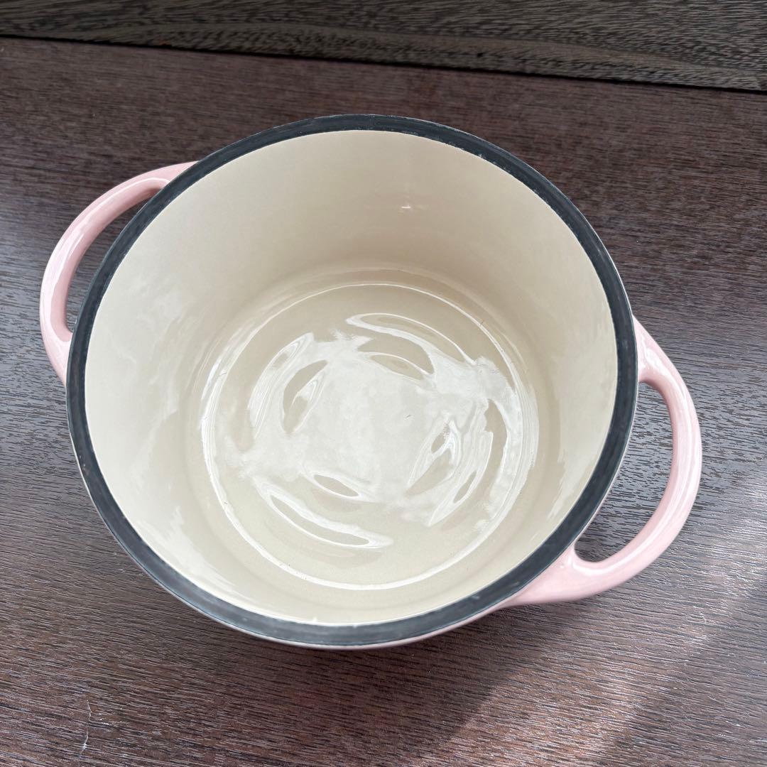 【未使用】バーミキュラ14cm両手鍋 ピンク 美品 おすすめ 早い者勝ち！