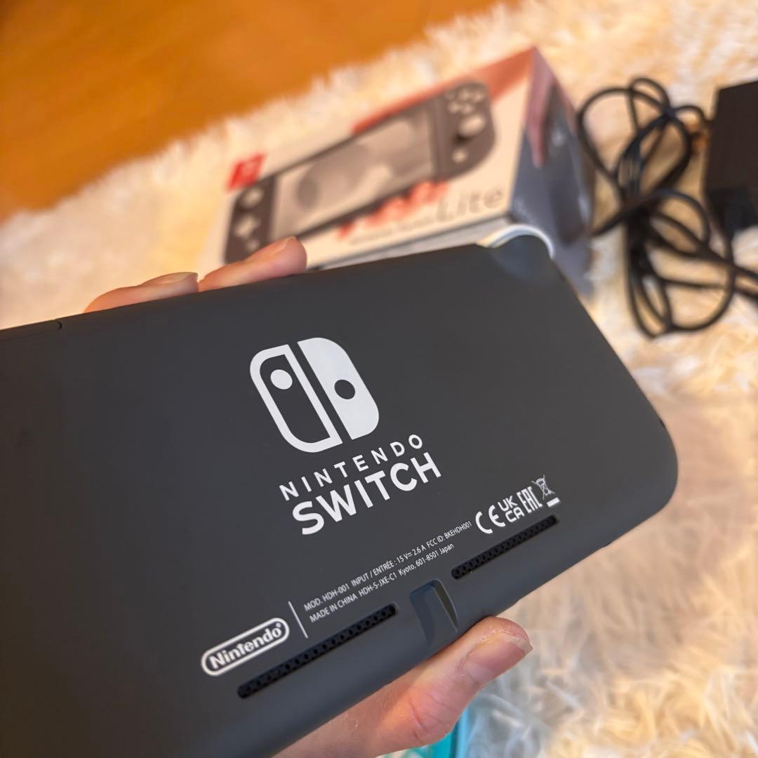 超美品Nintendo Switch ニンテンドースイッチライト 本体 グレー