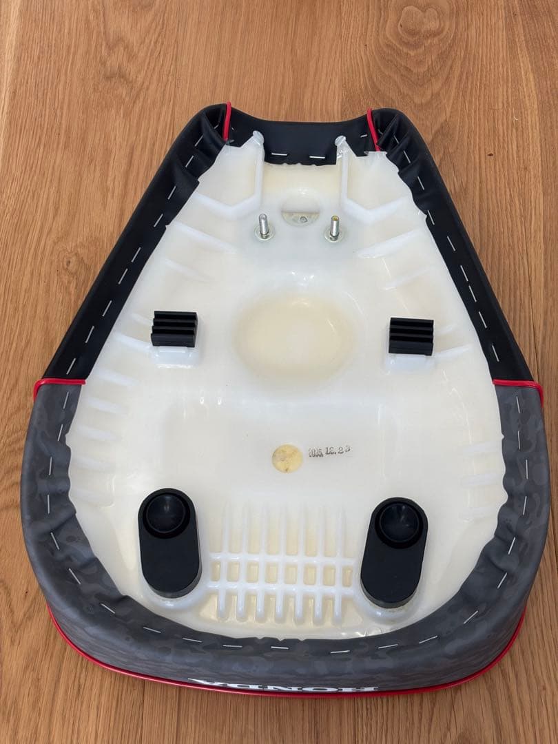 クロスカブ JA60 くまモン仕様シート