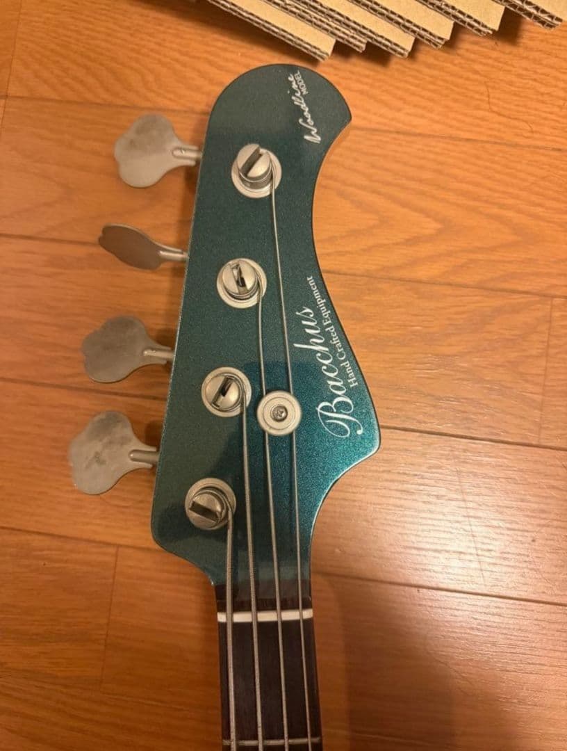 Bacchus WL-434 エレキベース