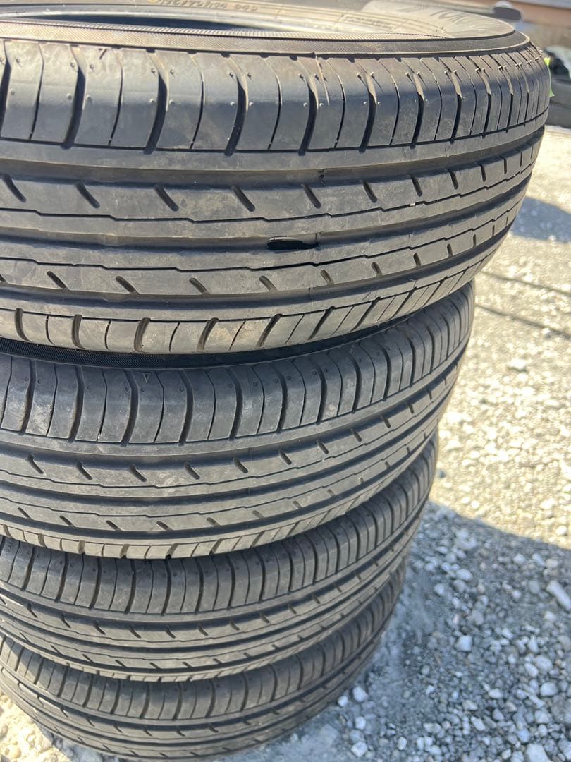 ヨコハマ　ブルーアース　es es32 175/70r14 25年製　9部山