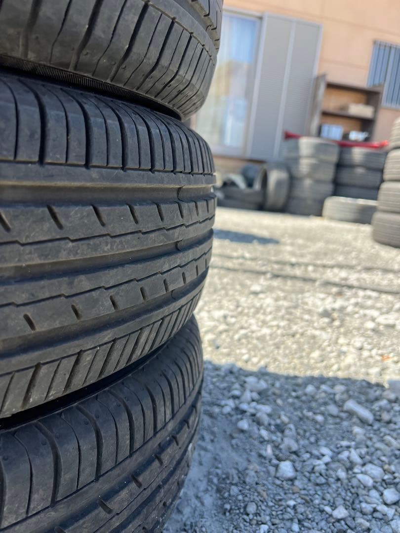 ヨコハマ　ブルーアース　es es32 175/70r14 25年製　9部山