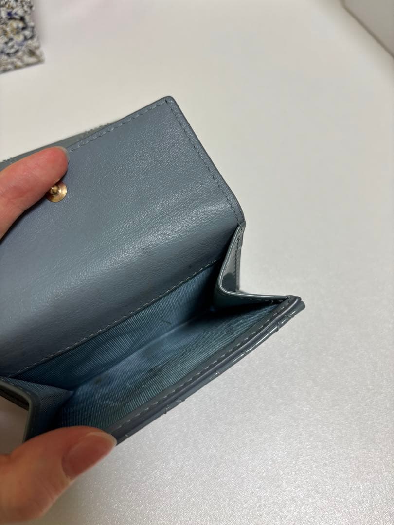 Diorロータスウォレット