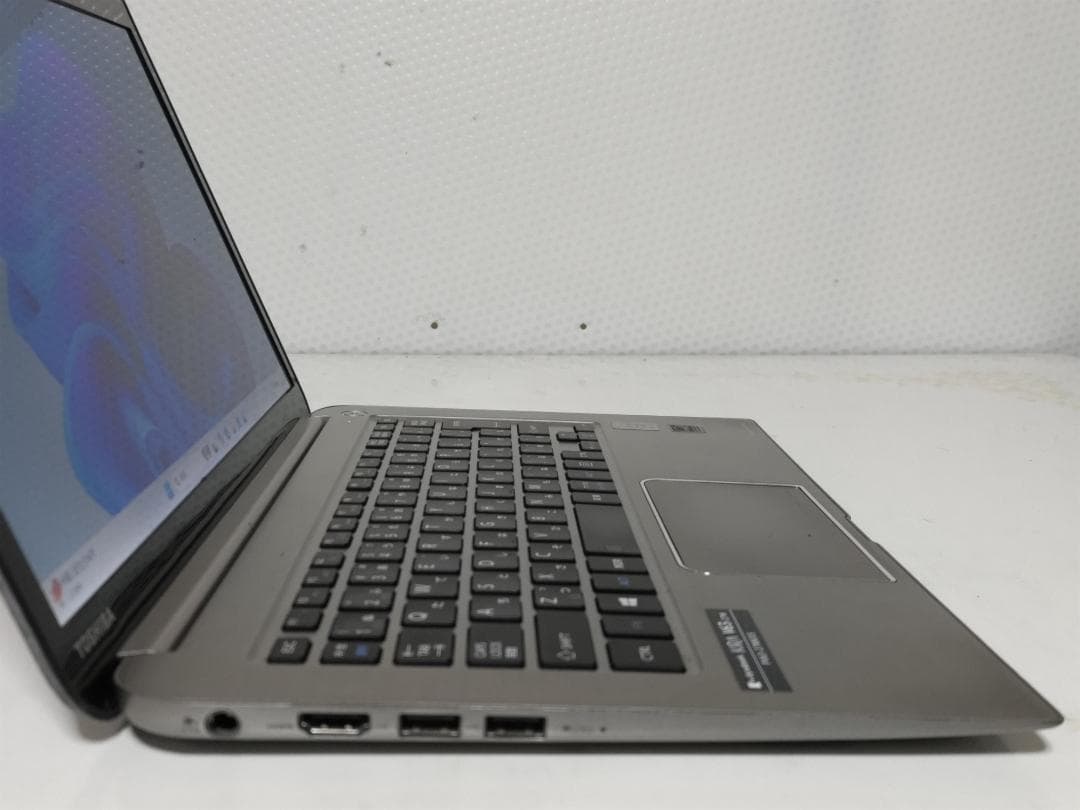お買得！！東芝 dynabook 8GB SSD 128GB Win11★G7
