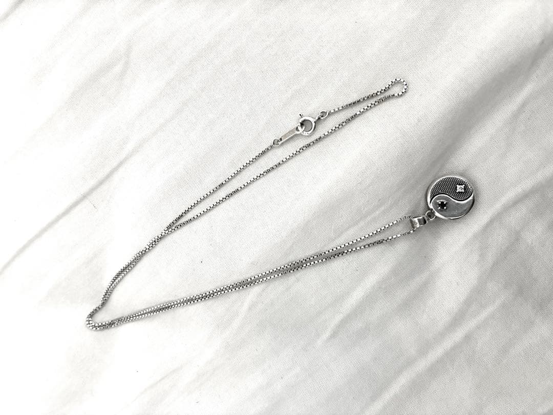アクセサリー Yin-Yang & MDMA Reversible Necklace
