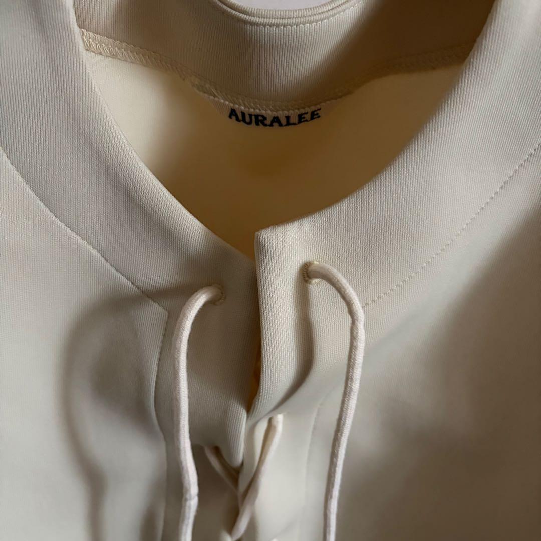 オーラリー auralee レースアップ 半袖Tシャツ