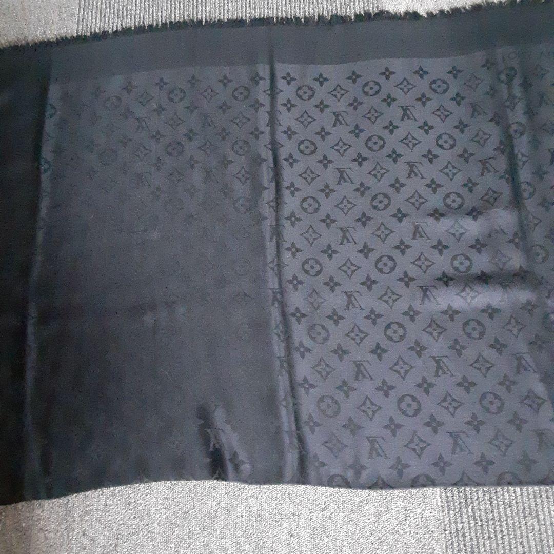 Louis Vuitton ブラック ストール 大判