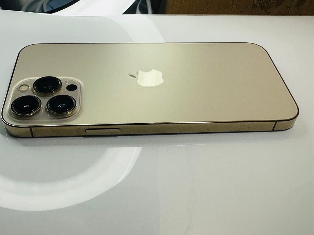 【非常に良い状態】iPhone 13 Pro Max 128GB、BT100%。