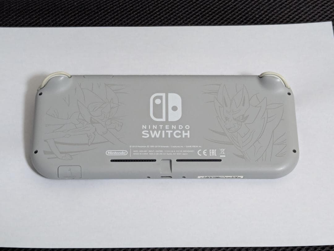 ワ*ル様 Nintendo Switch Lite ソード&シールド 本体のみ