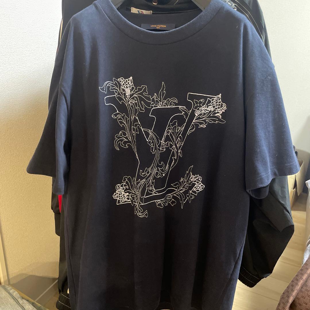 これルイヴィトン！！ LOUIS VUITTON フラワーステッチTシャツ