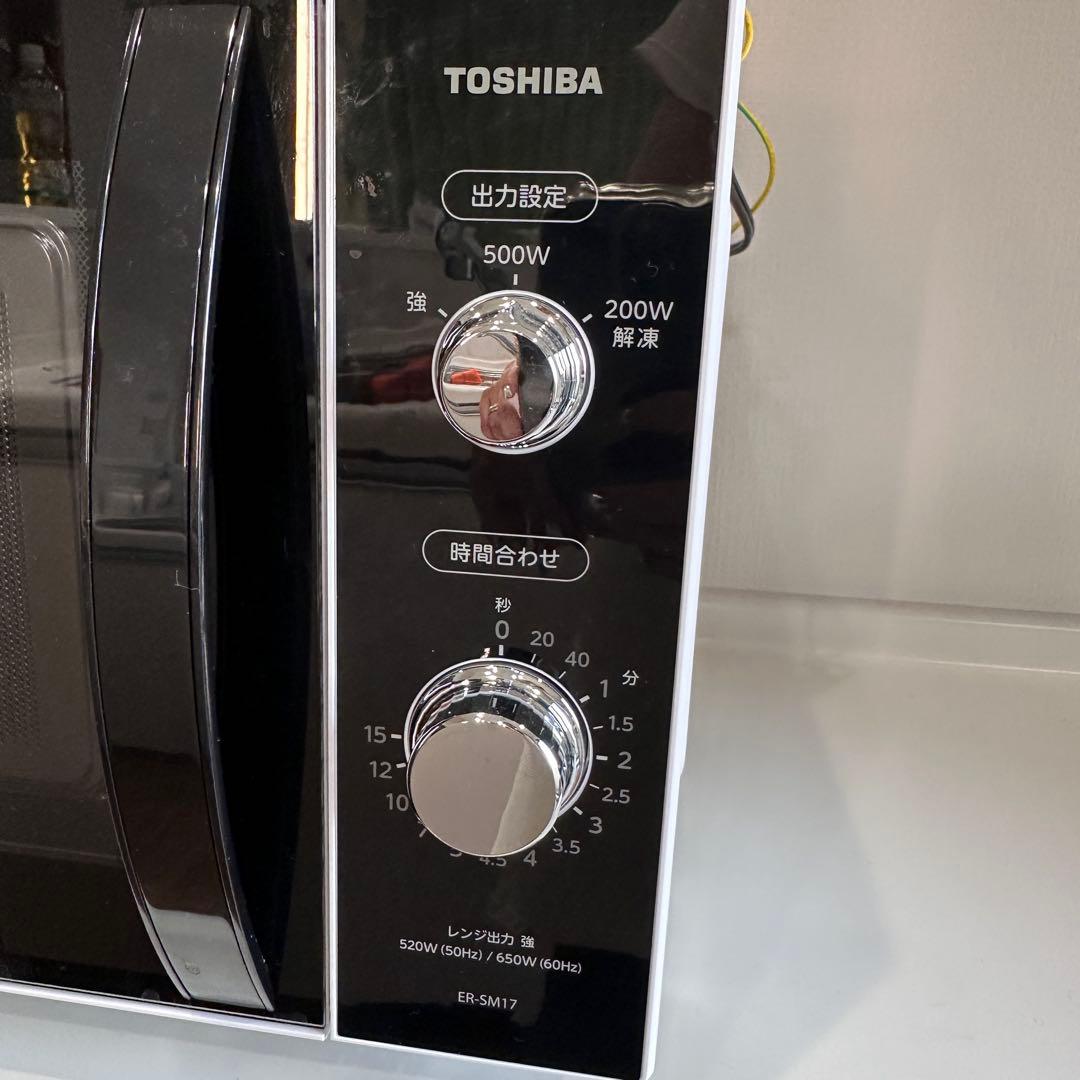 送込 美品 2023年製 TOSHIBA 電子レンジ ER-SM17 ホワイト