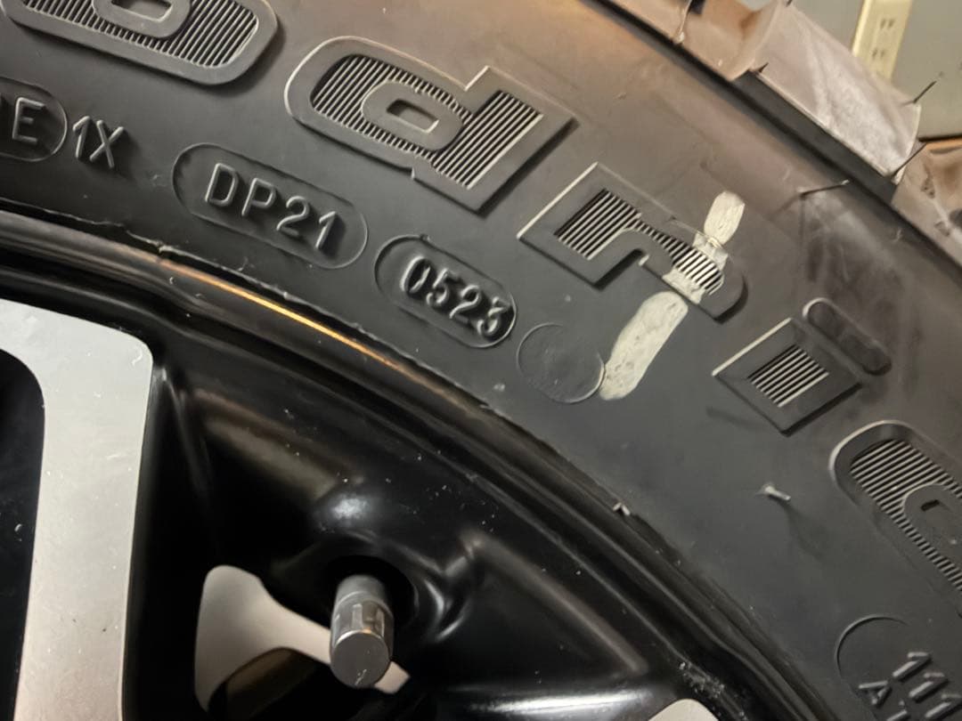 Jeep Wrangler RUBICON 純正17インチタイヤ・ホイールセット