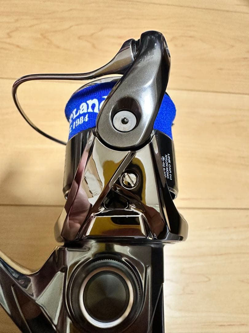 【美品】SHIMANO 22ステラ C2000SHG ウォーターランドケース付