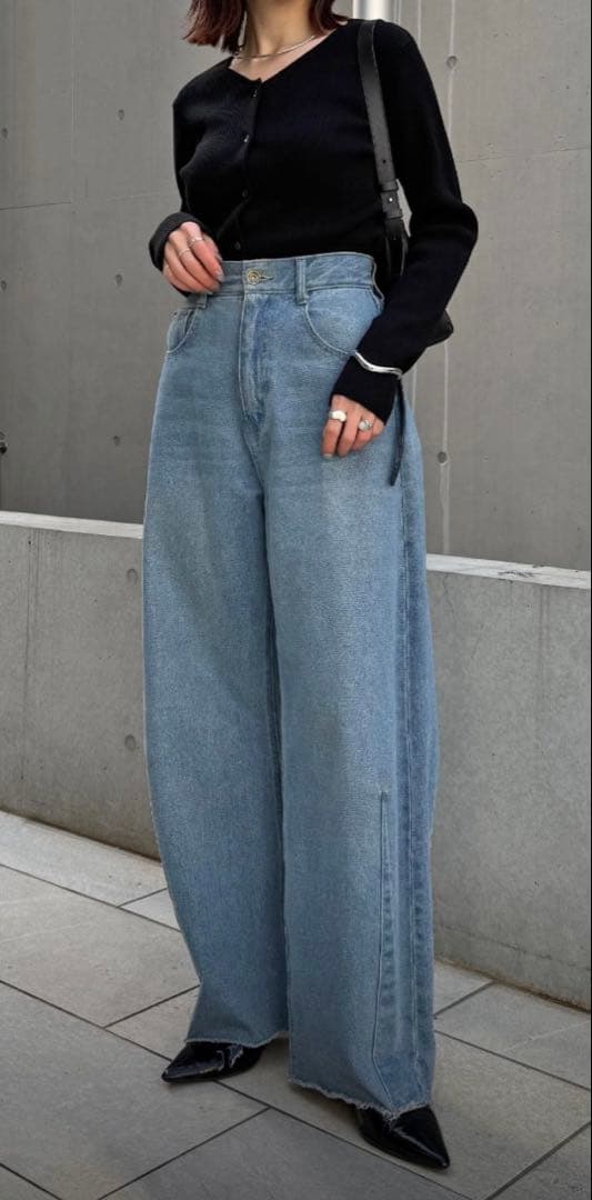 ぴ*ん様 新品◯コラージュガリャルダガランテ Q.anos カービング デニム