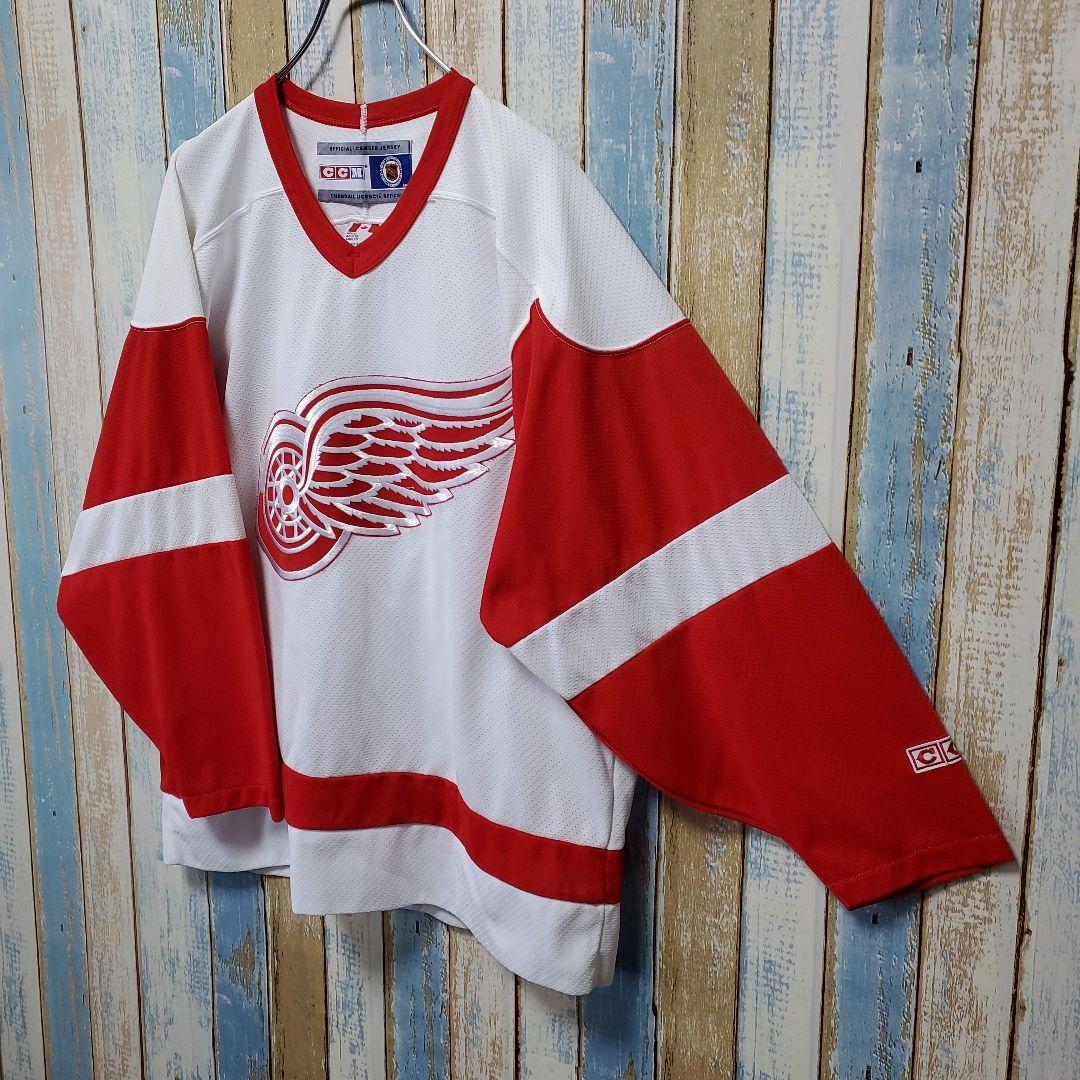 1310☆NHL☆ホッケーゲームシャツ☆レッドウィングス☆チームロゴ刺繍☆M