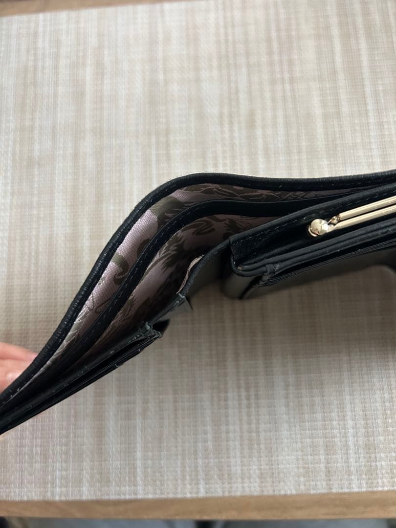vivienne westwood ブラック 三つ折り財布
