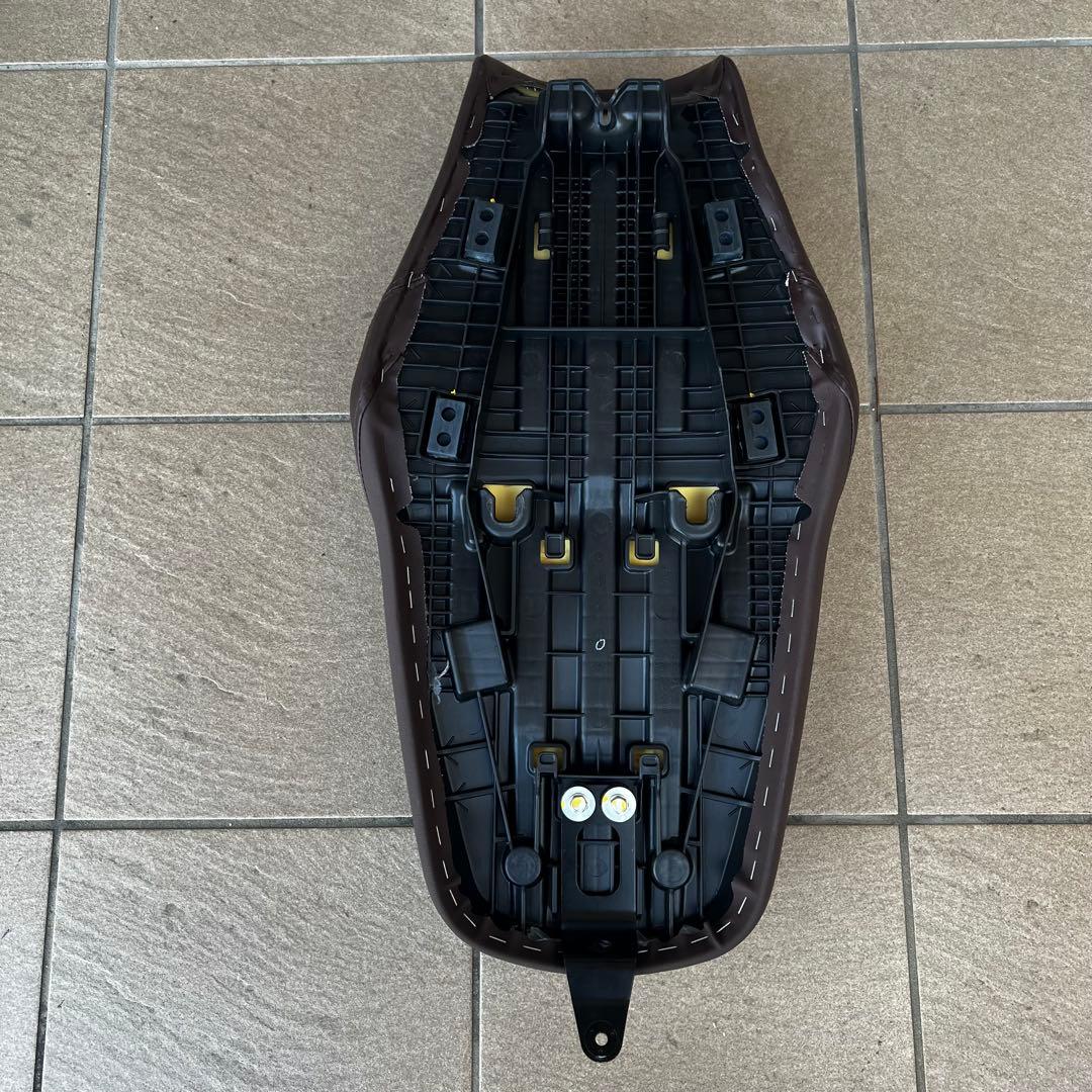 GB350純正シート　アンコ抜き