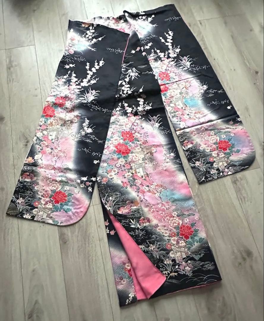 jessica【豪華4点】振袖セット 正絹 黒×ピンク 牡丹 桜 袋帯付き
