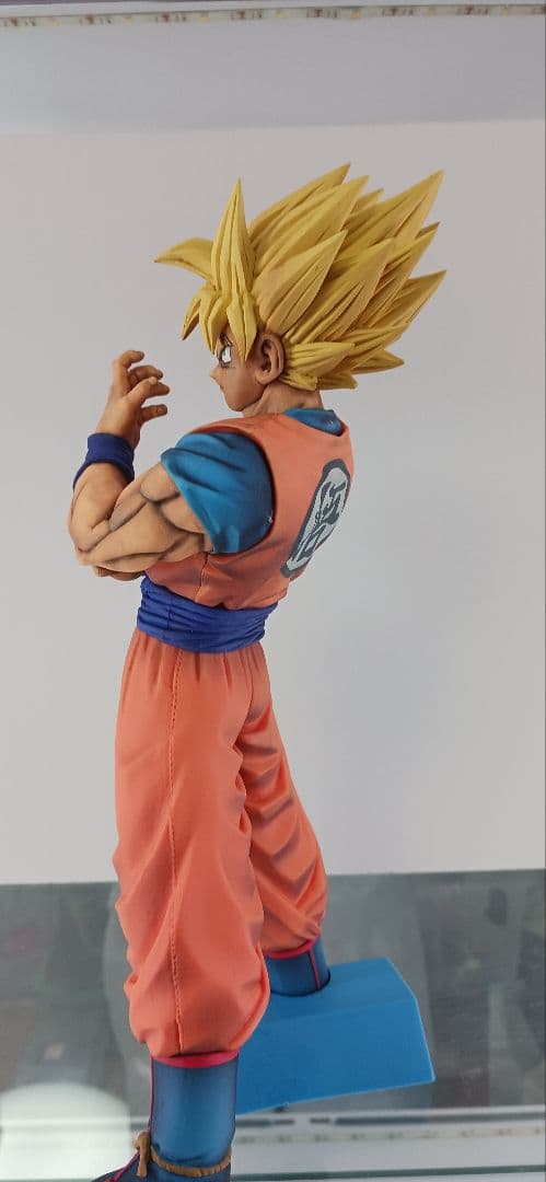 一番くじ ドラゴンボール メモリーズ A賞 超サイヤ人 孫悟空 リペイント品！