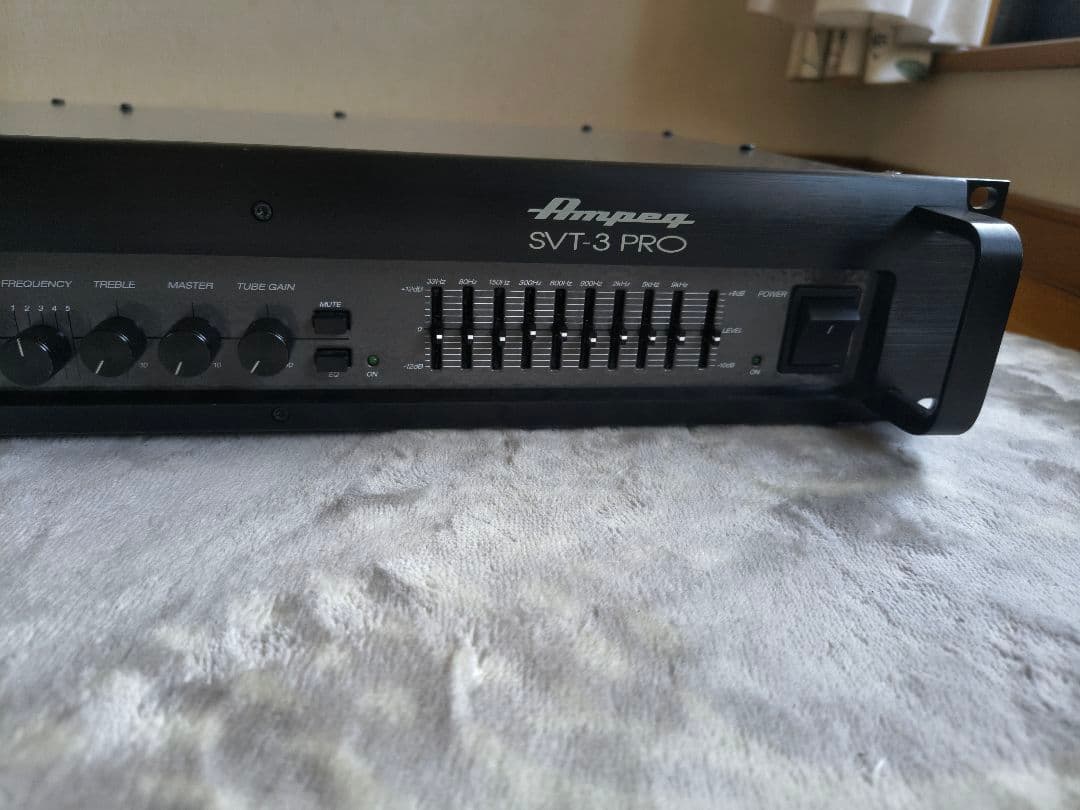 Ampeg SVT-3 Pro ベースアンプヘッド