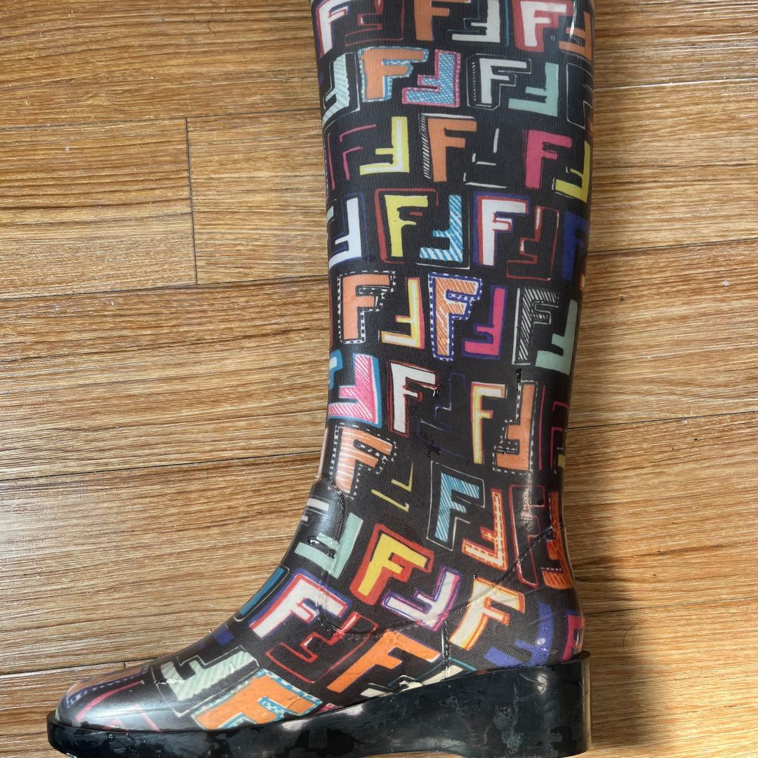 FENDI マルチカラーロングブーツ